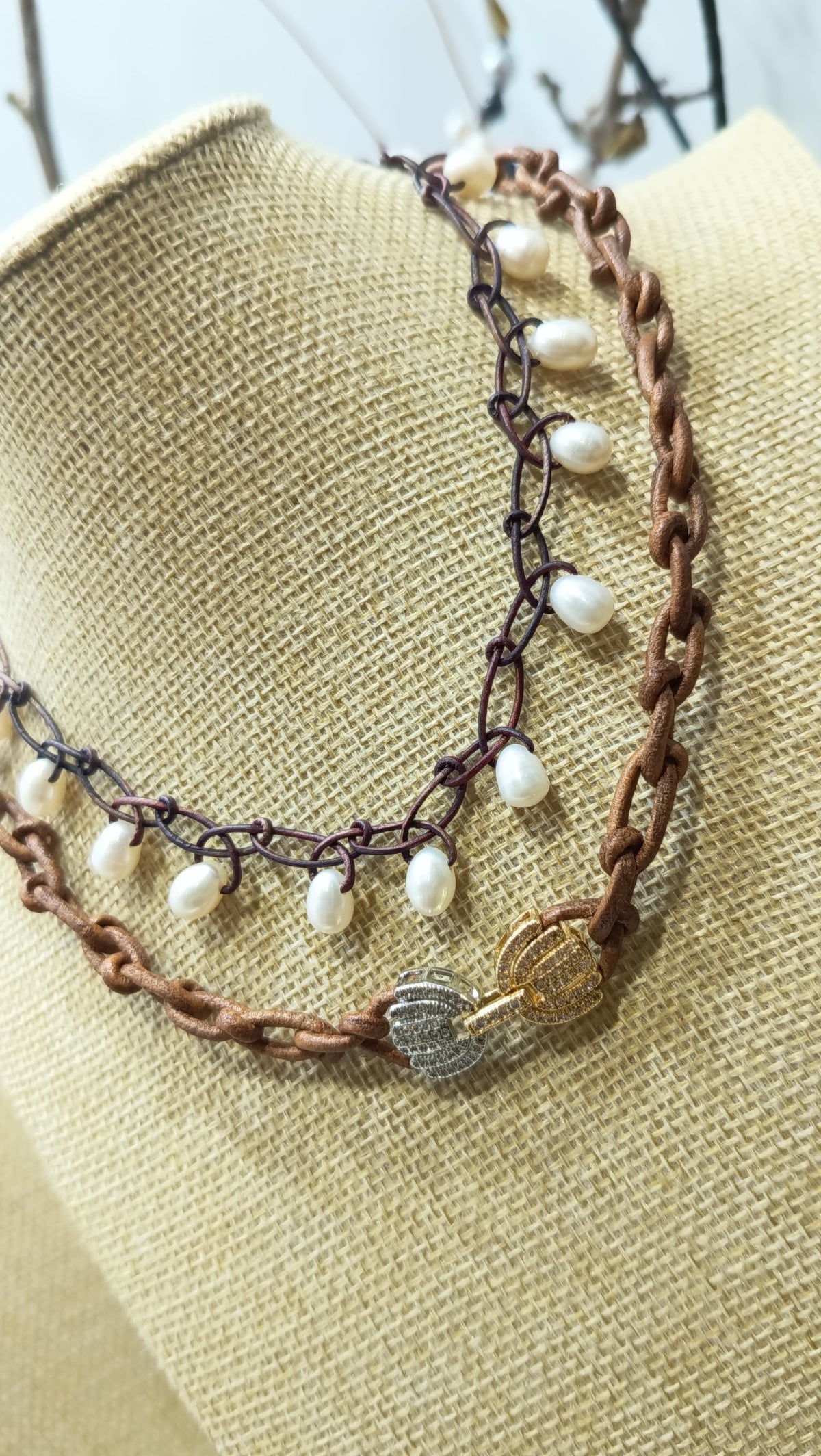 ATELIER TEITO · joya en cuero & color