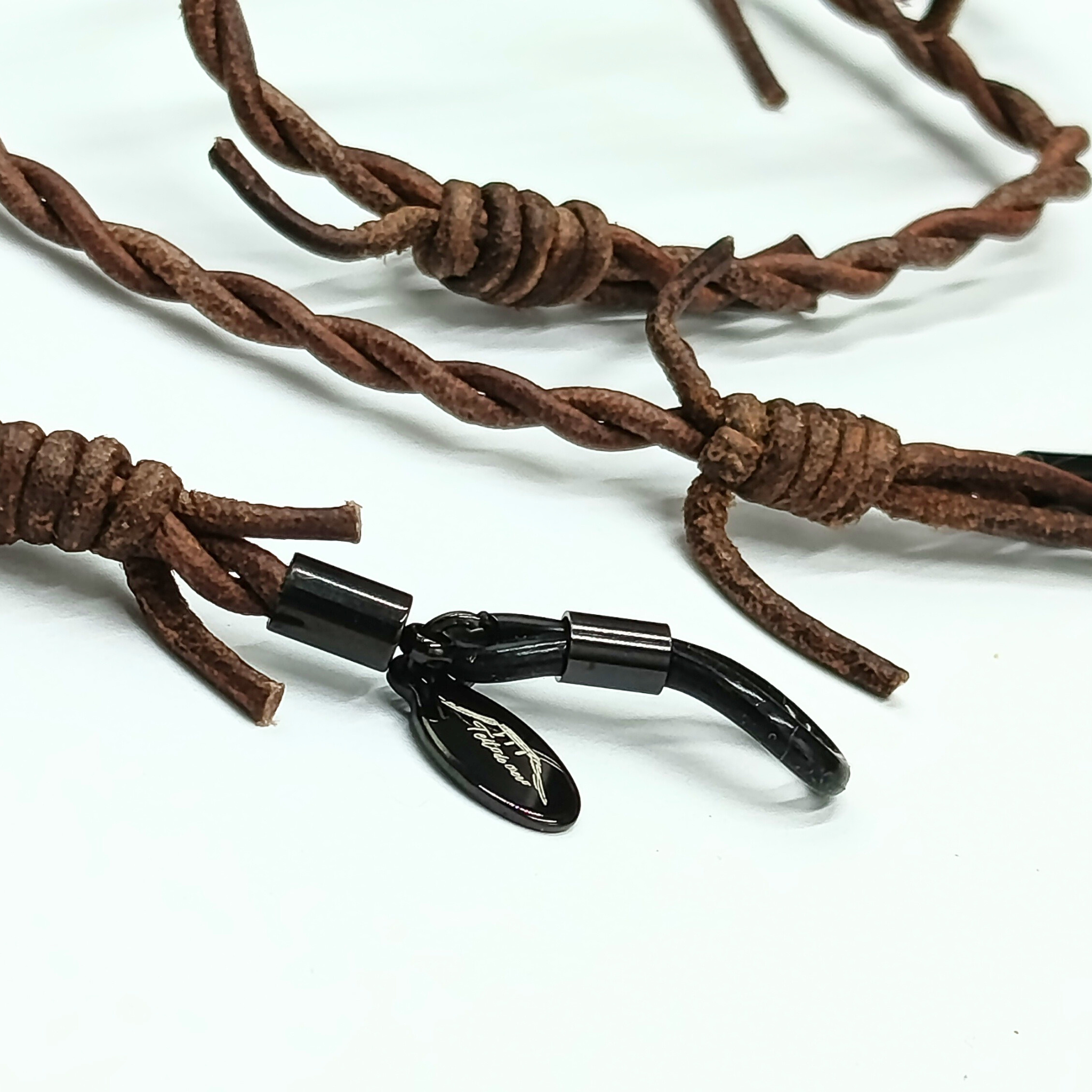 Eyewear · Dioses Cuero Natural · Teito  12 uds