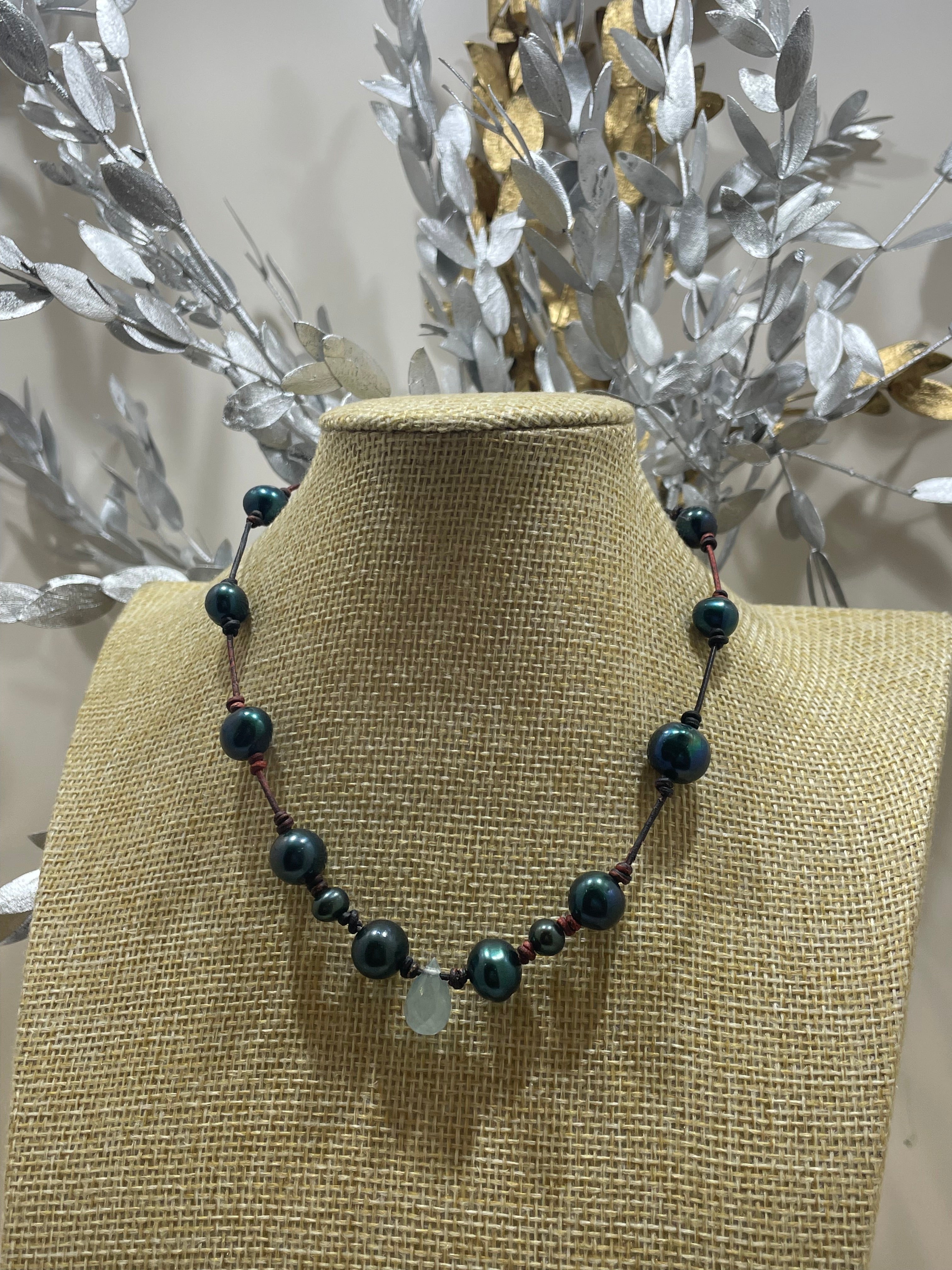 Collar Naia