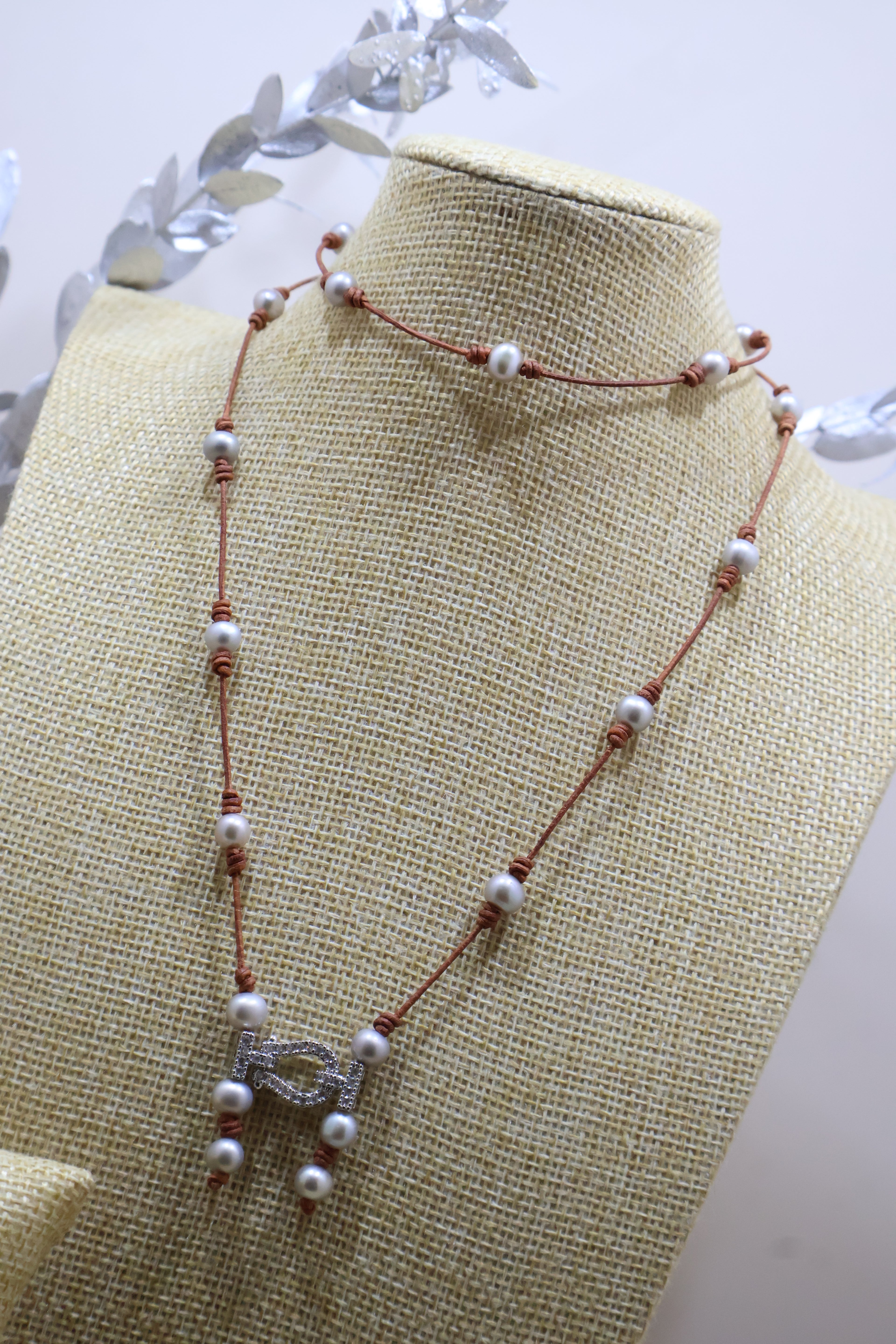 Collar Lira