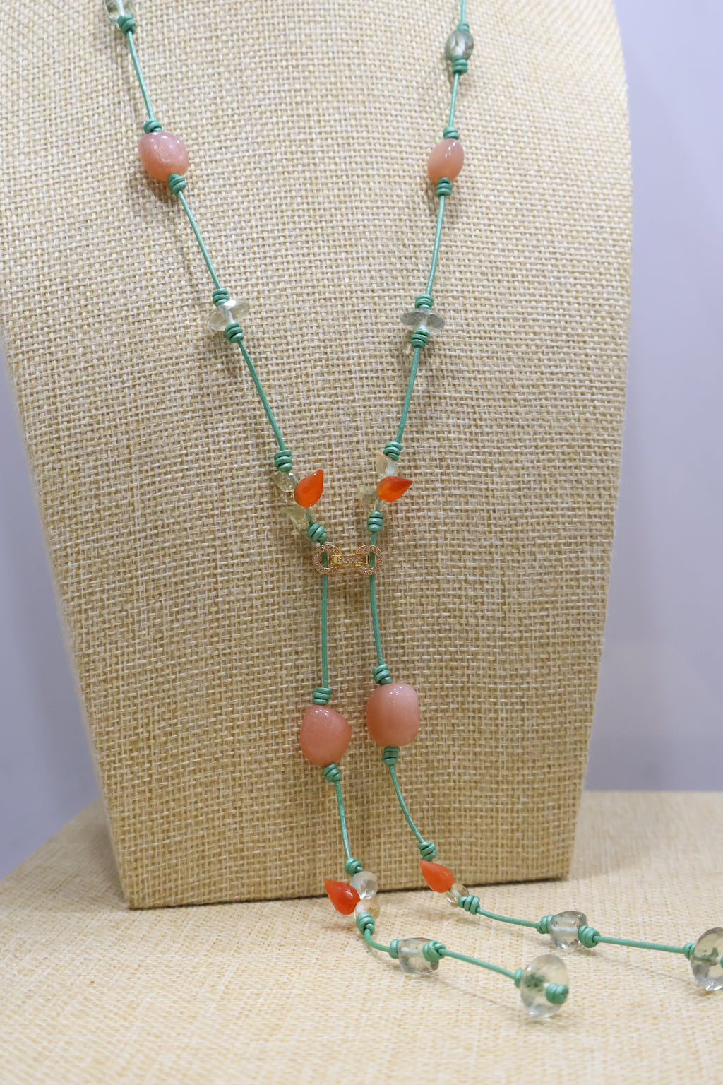 Collar Calíope Piedra Luna Melocotón