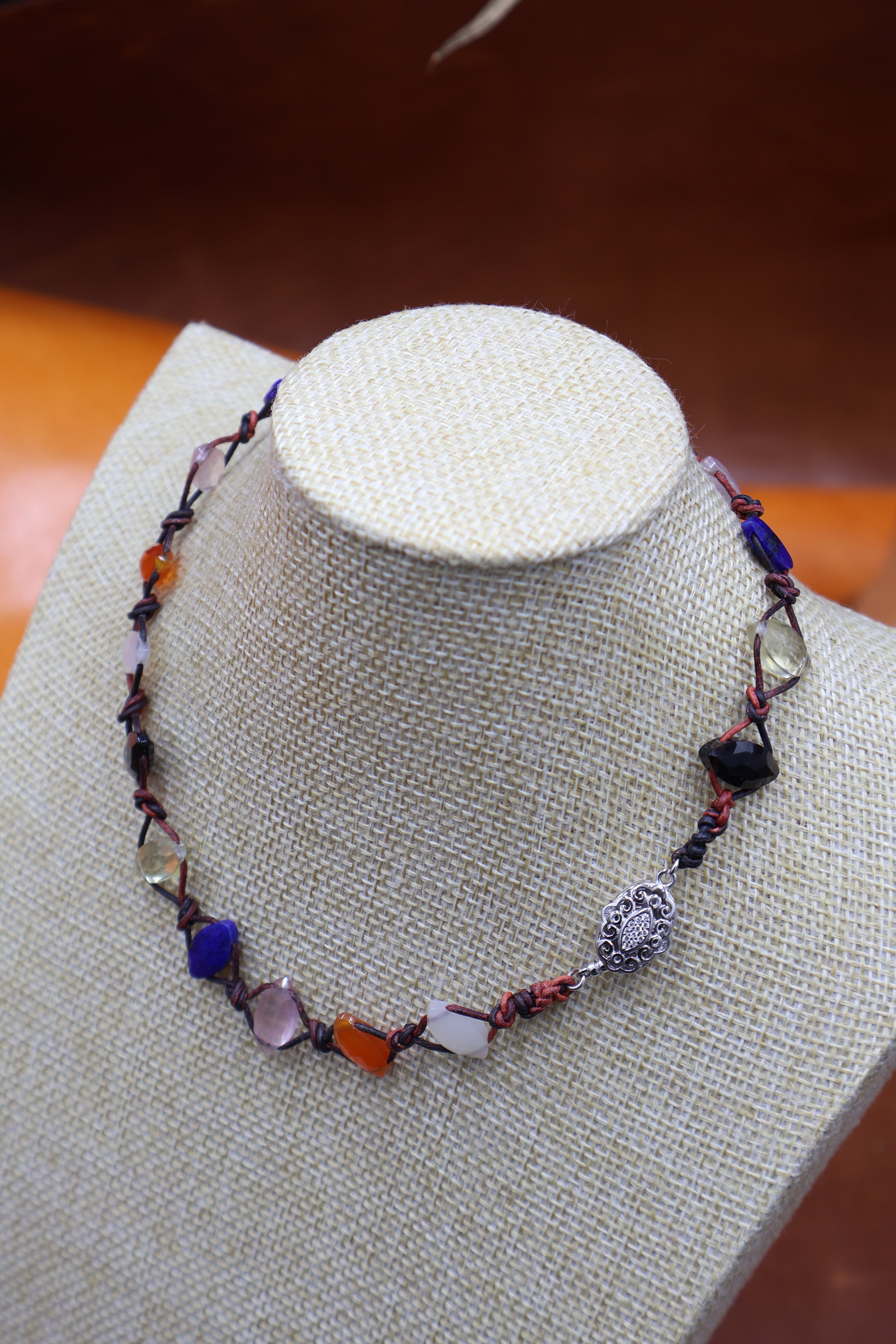 Collar Hécate Gemas