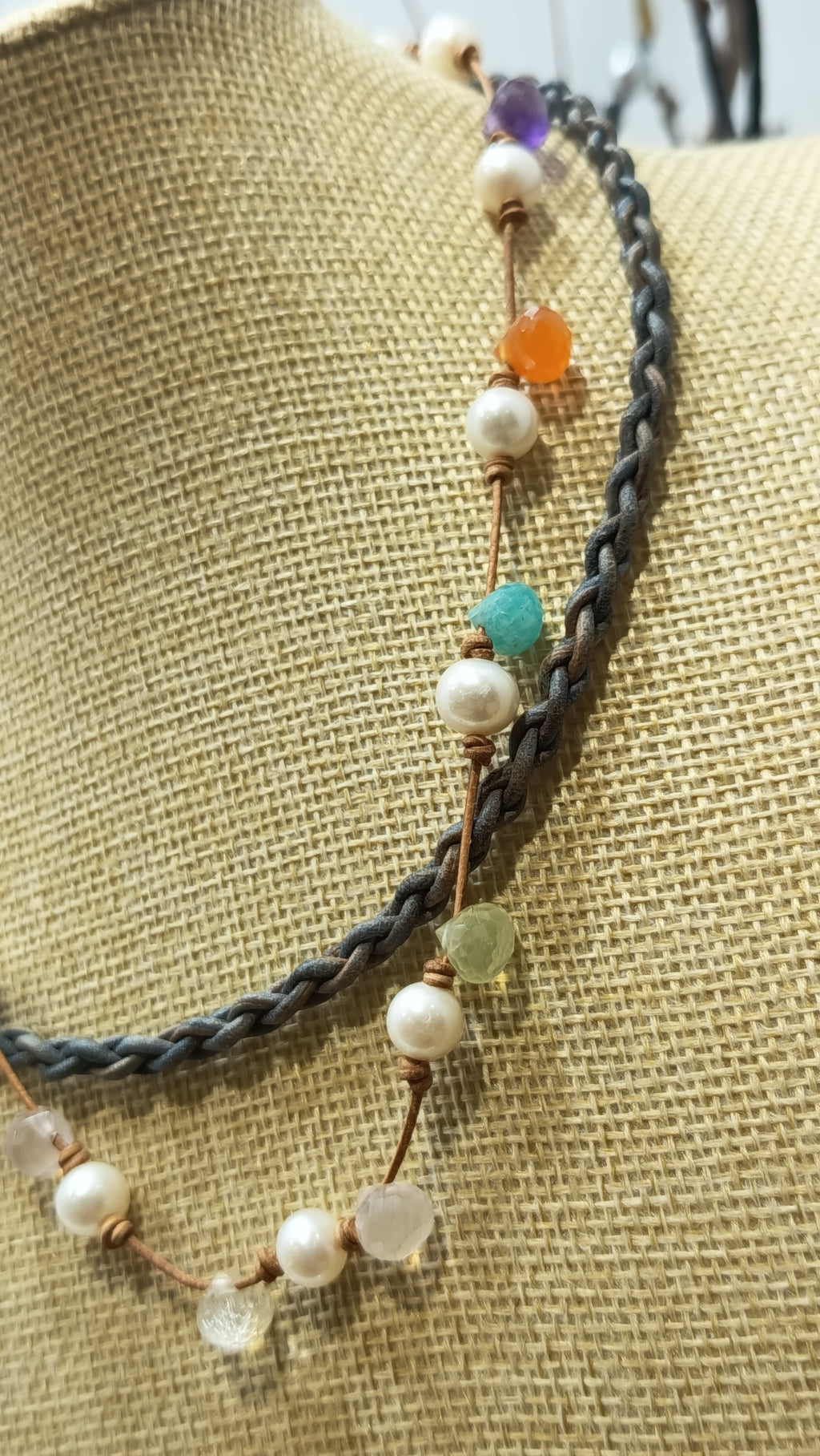 Trupo en Perla Blanca •mezcla en CUERO Natural