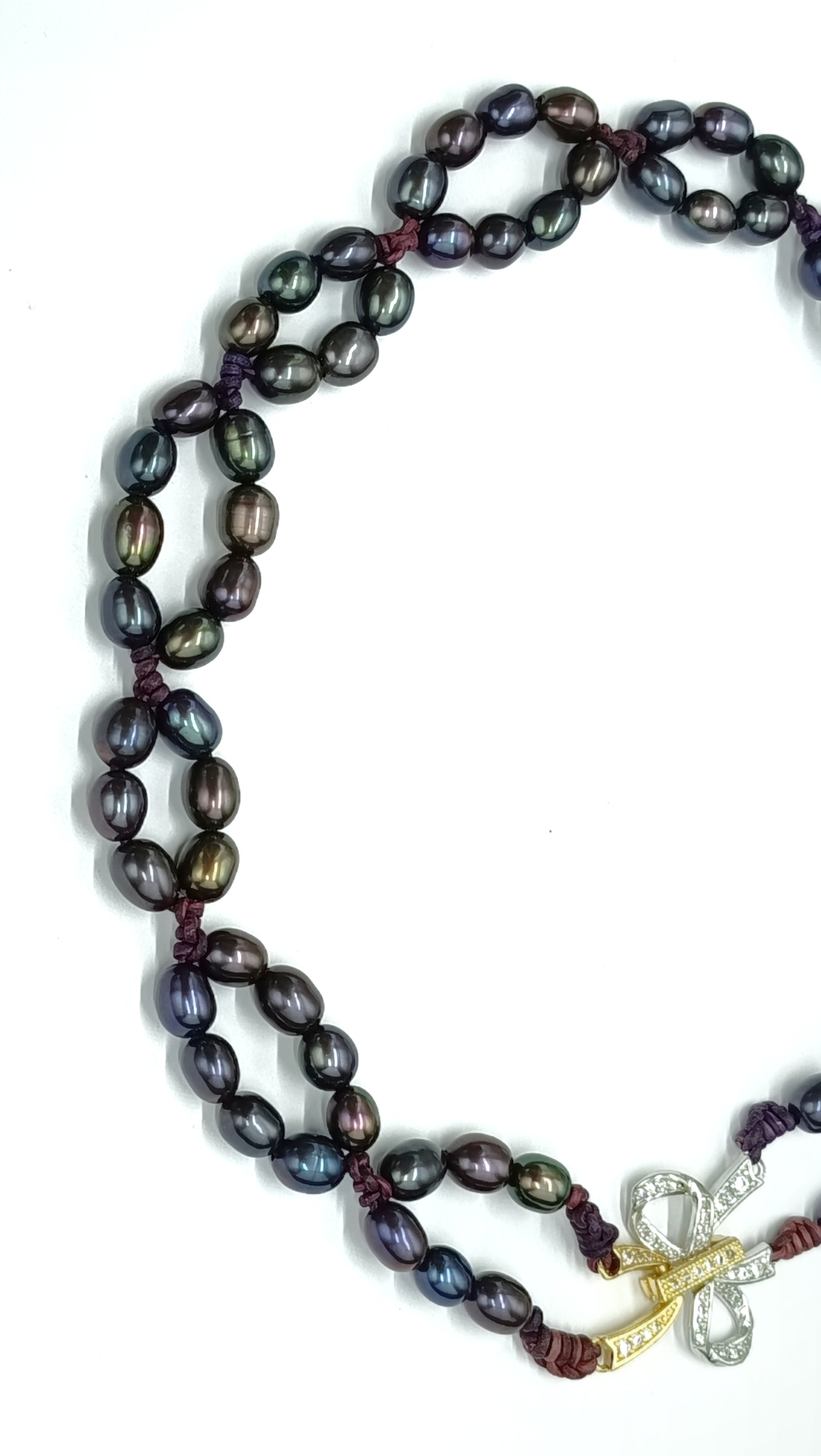 Choker Lady en Perla Arcoíris• en cuero púrpura