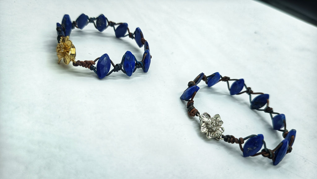 Pulsera Hécate •Lapislázuli en Cuero tintado natural•múltiples opciones