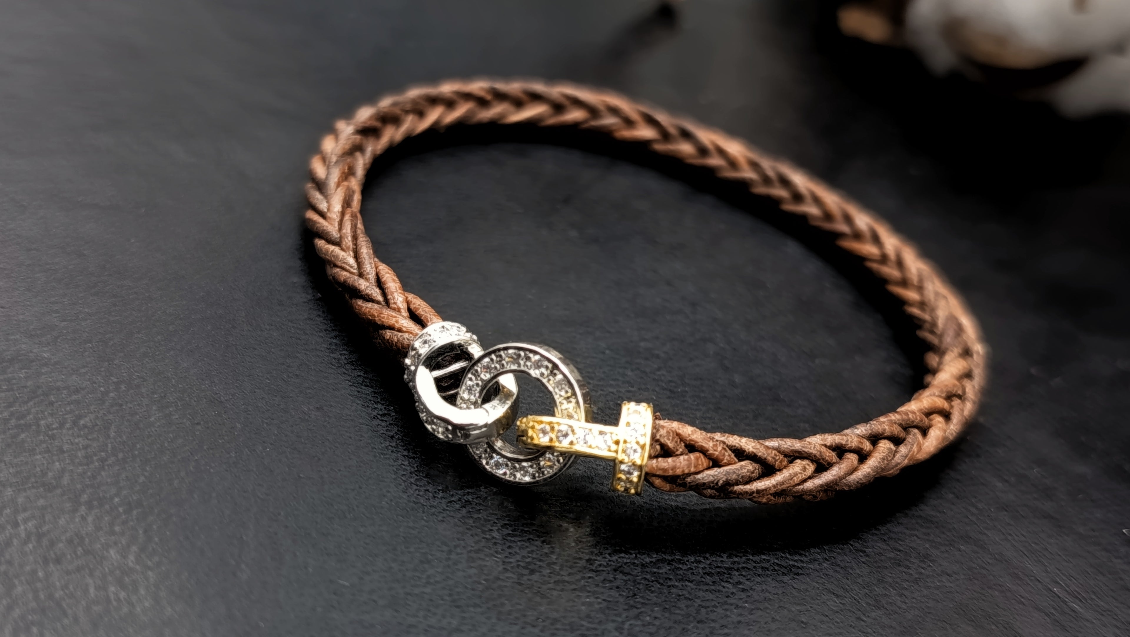 SARIEL Pulsera• en trenzado ATLAS de 8 hebras