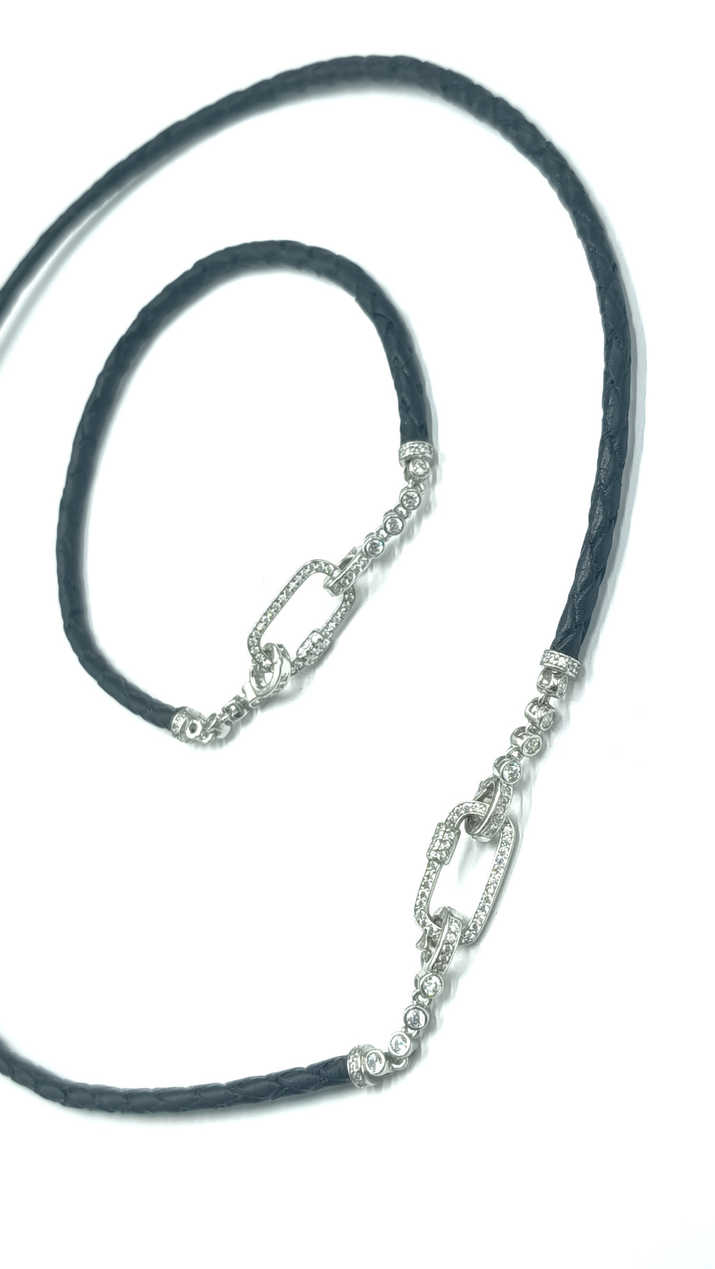 Aurelia• Collar cuero trenzado negro • Multiposición