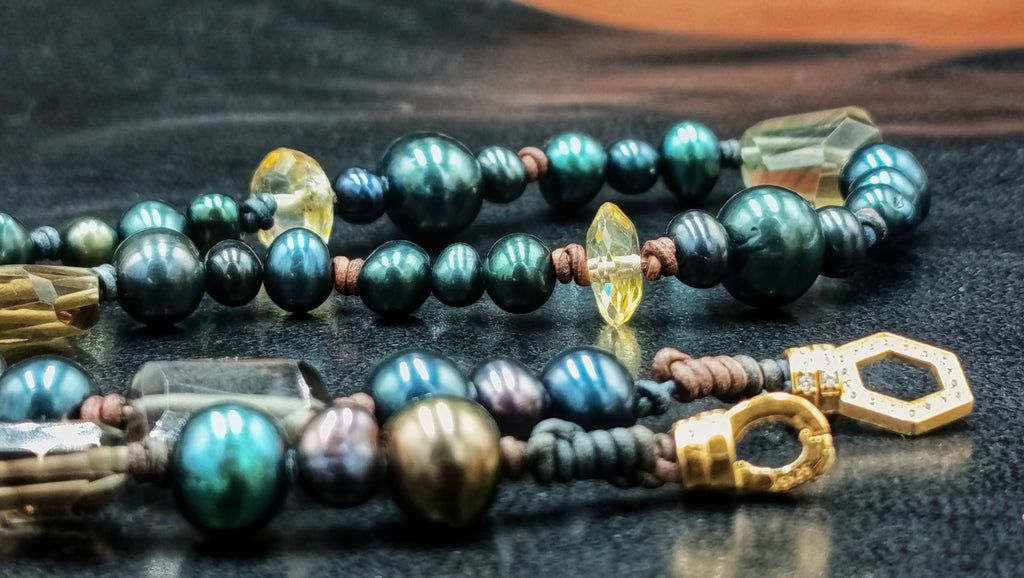 Collar Ahumado en Perla Verde/Azul