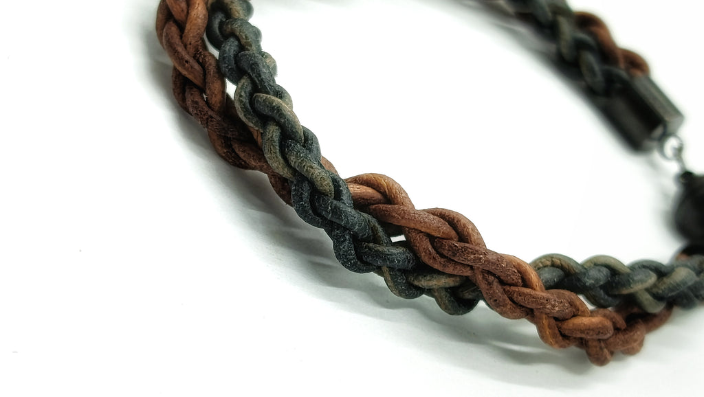 BALDER• Pulsera doble trenzado en cuero