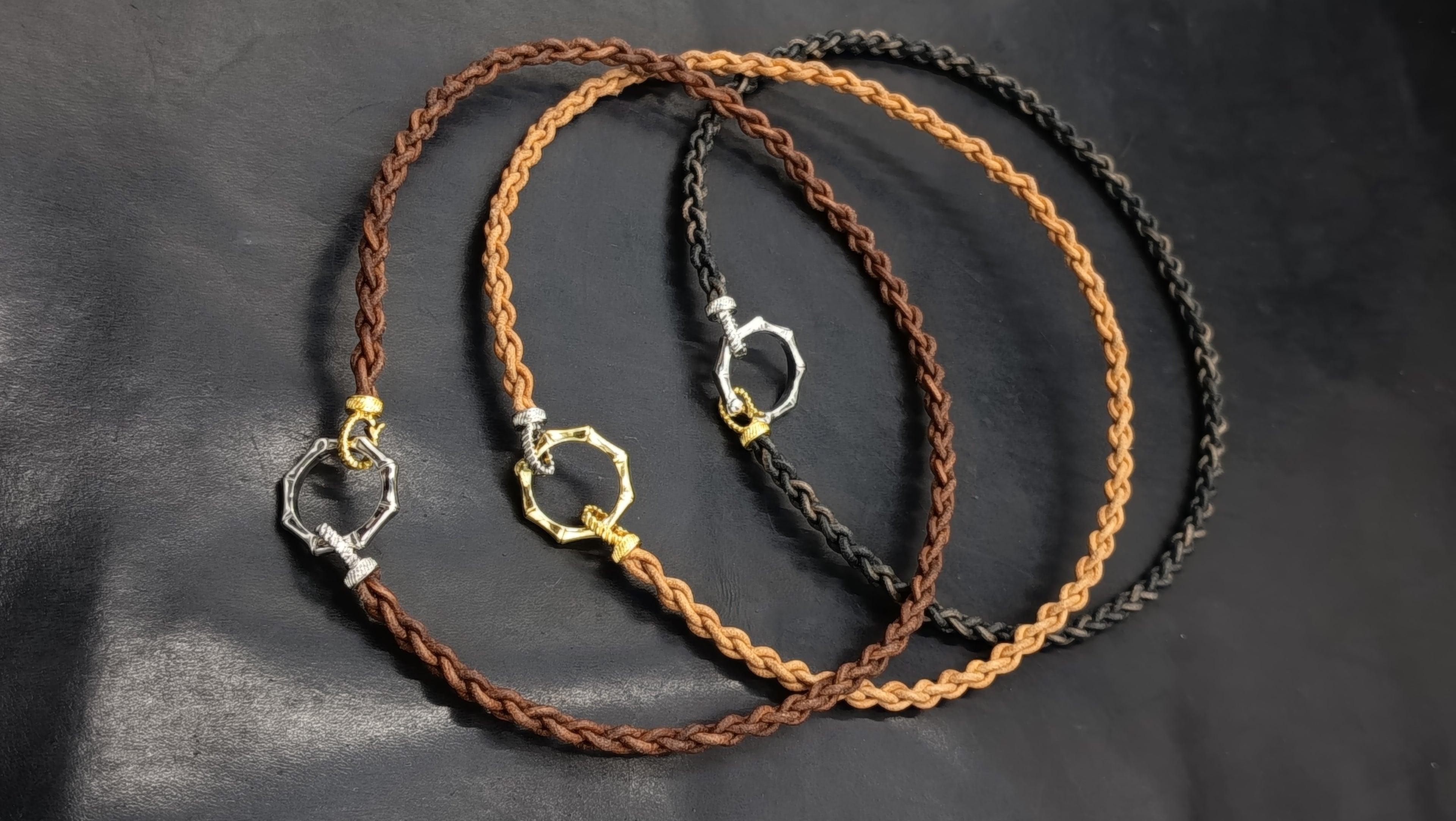 BAMBOO enlace · GARGANTILLA Cierre MULTIPOSICIÓN · Trenzado NIKE en Cuero 40CM