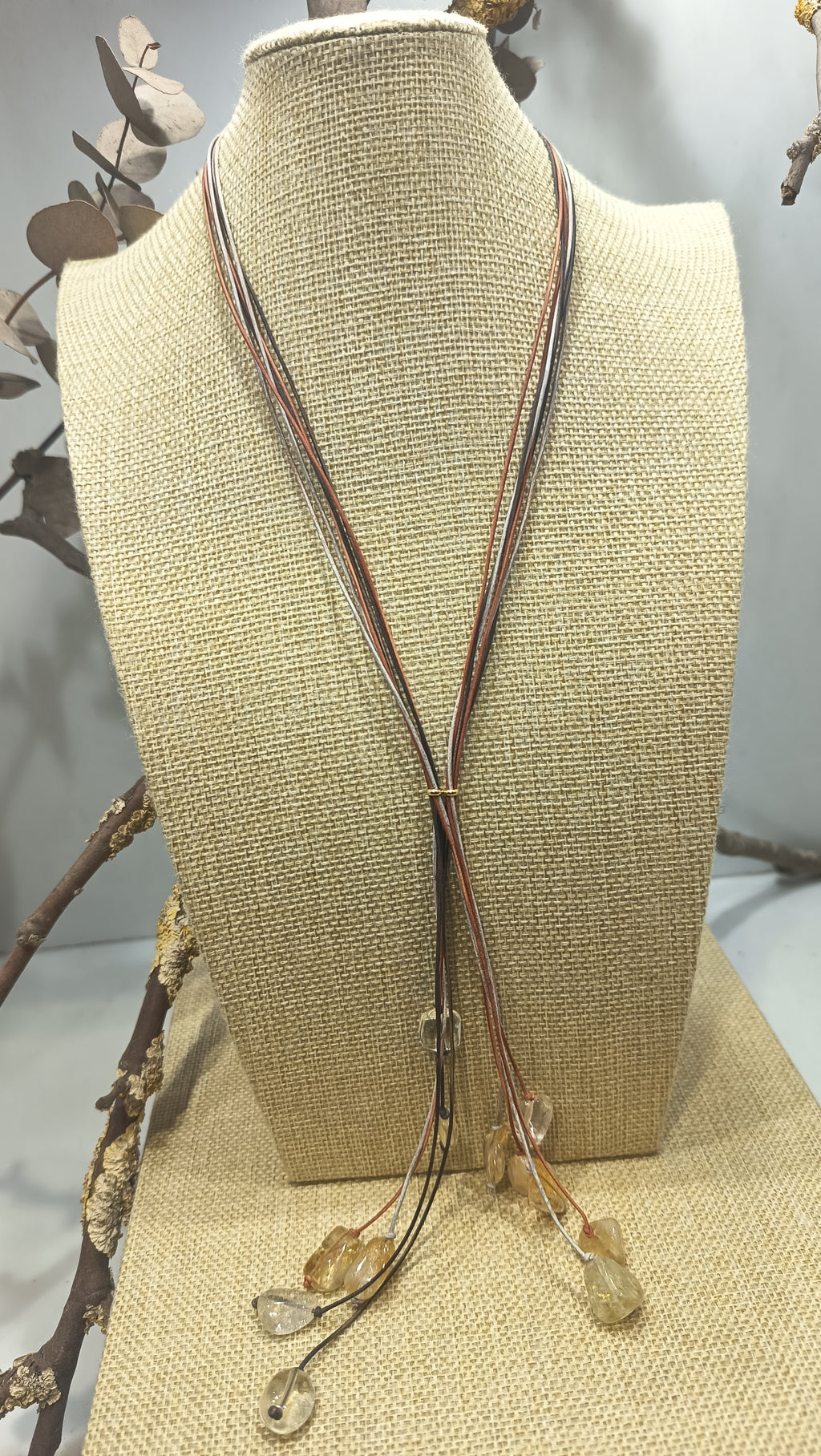 Collar DELOS • en Cuero natural