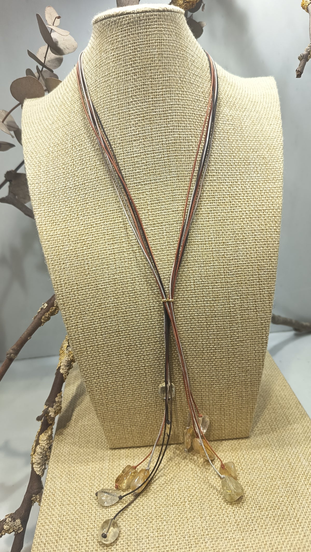 Collar DELOS • en Cuero natural