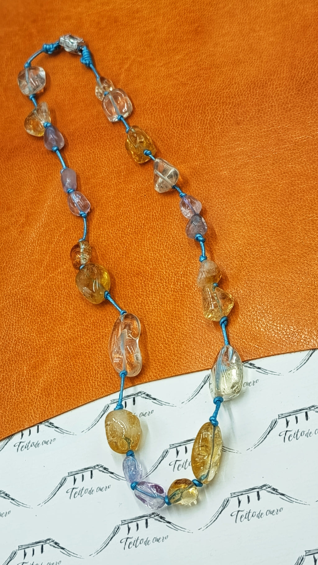 ELECTRA Collar • Citrino y Amatista • en Cuero metalizado