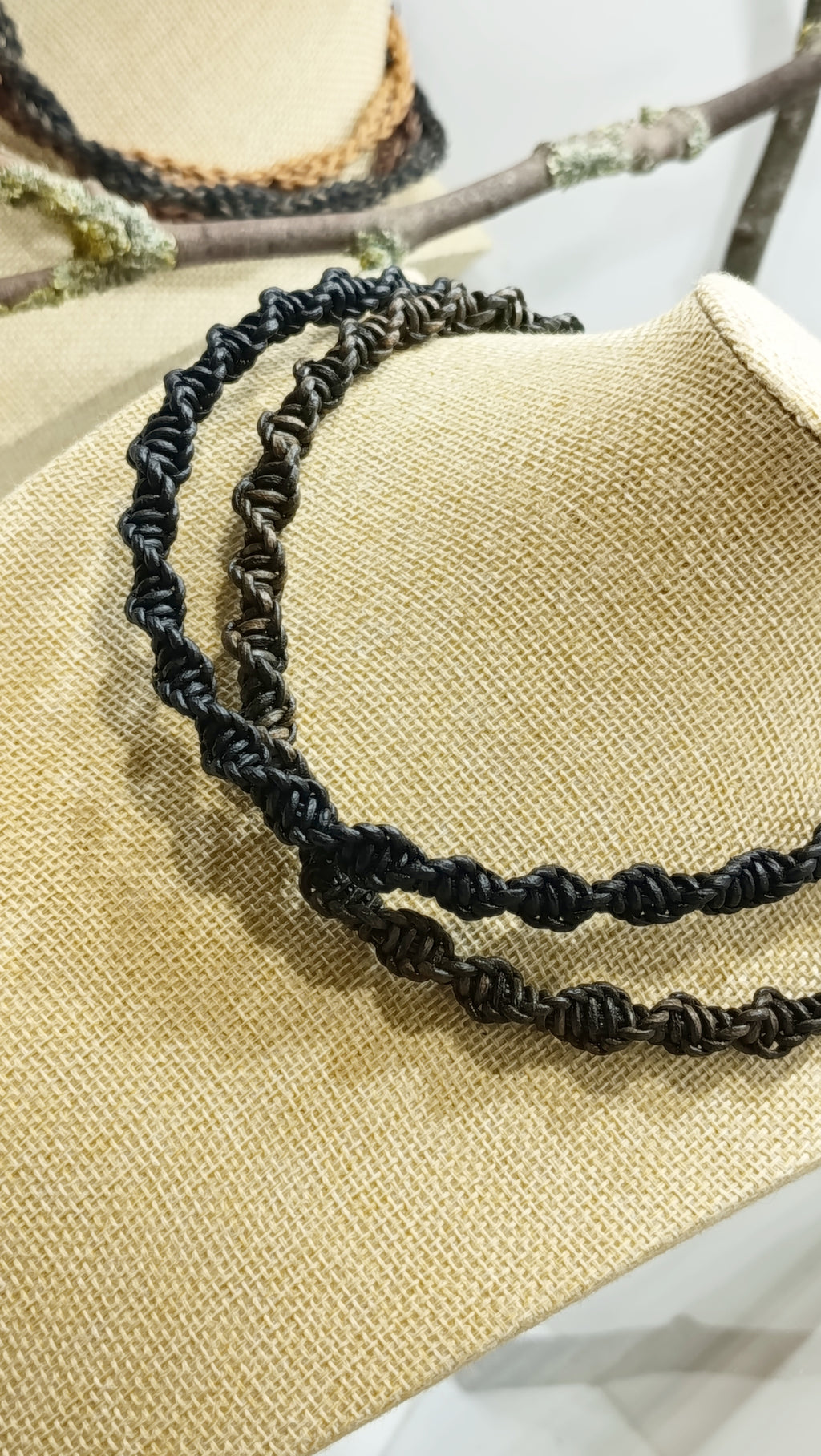 ODÍN • Collar en trenzado de cuero natural Marrón bicolor Tostado