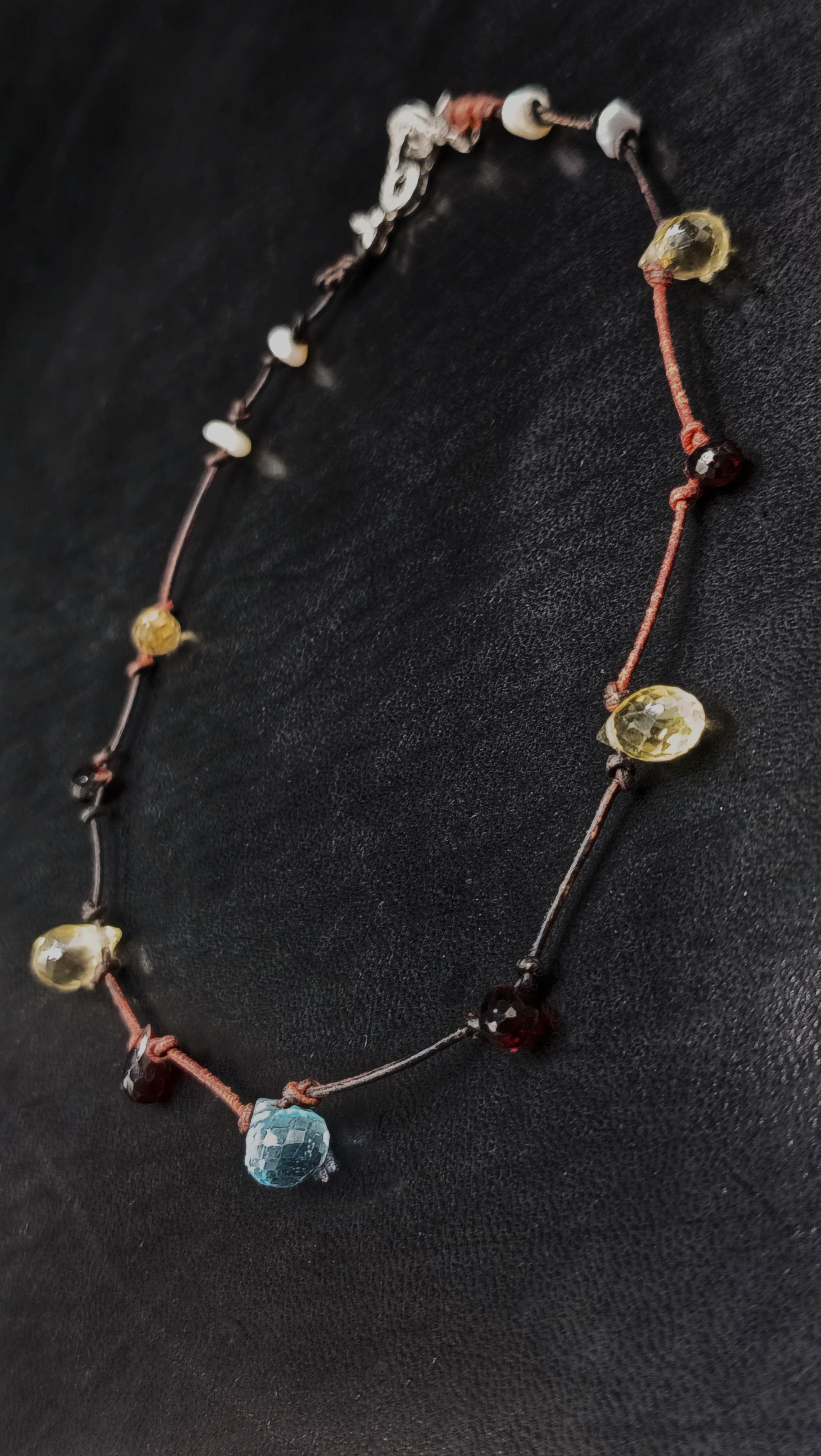 Collar Siria Topacio