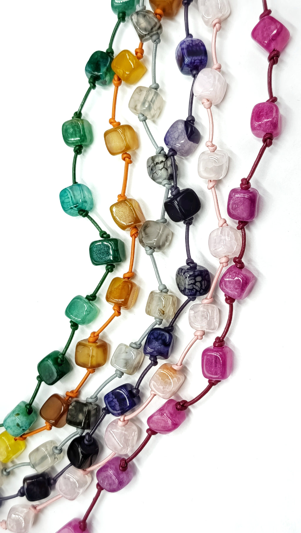 Choker Ágata de 6 hilos• en Cuero de Color • Piedras Coloreadas