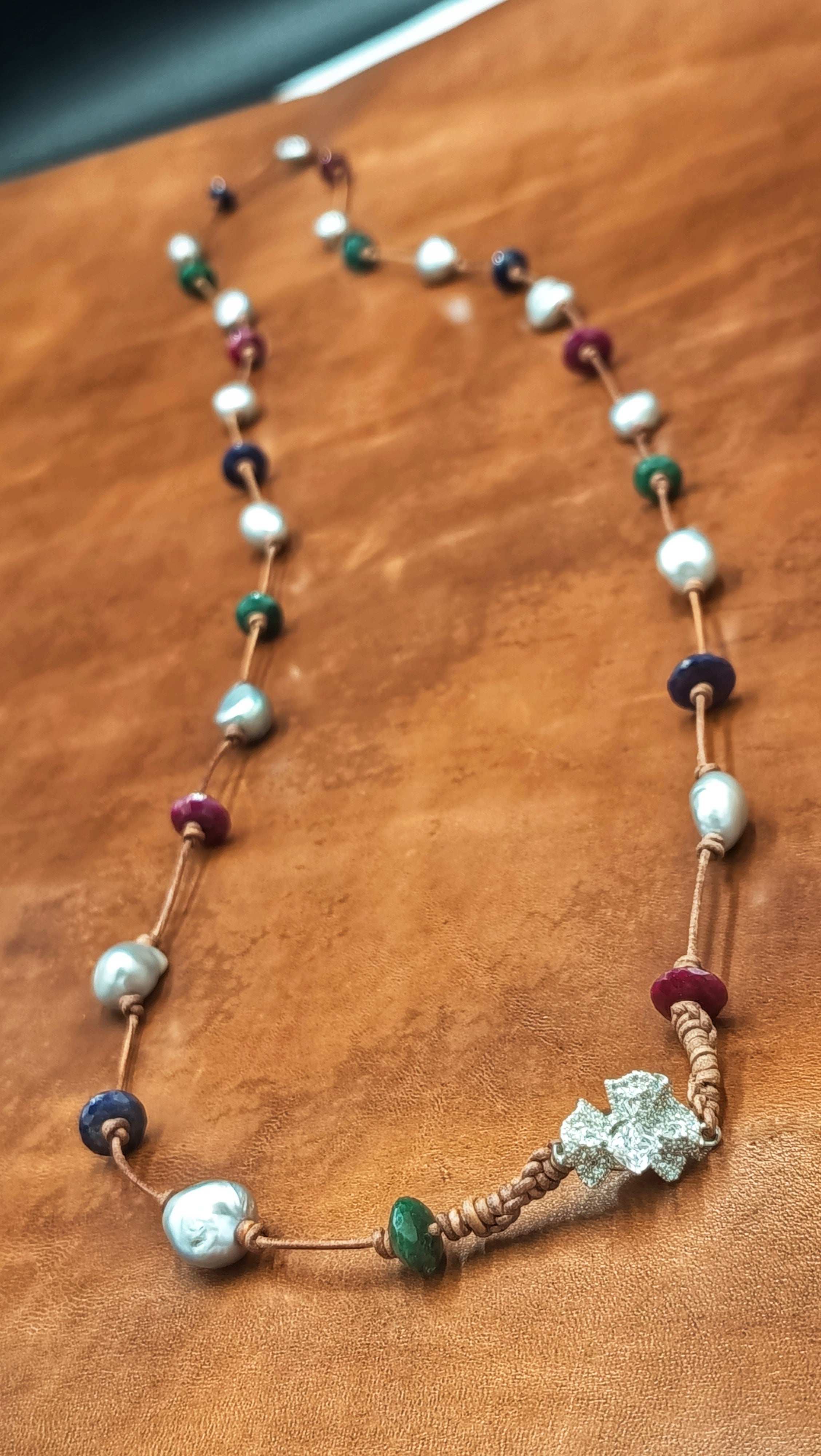 Tríada en Perla Gris