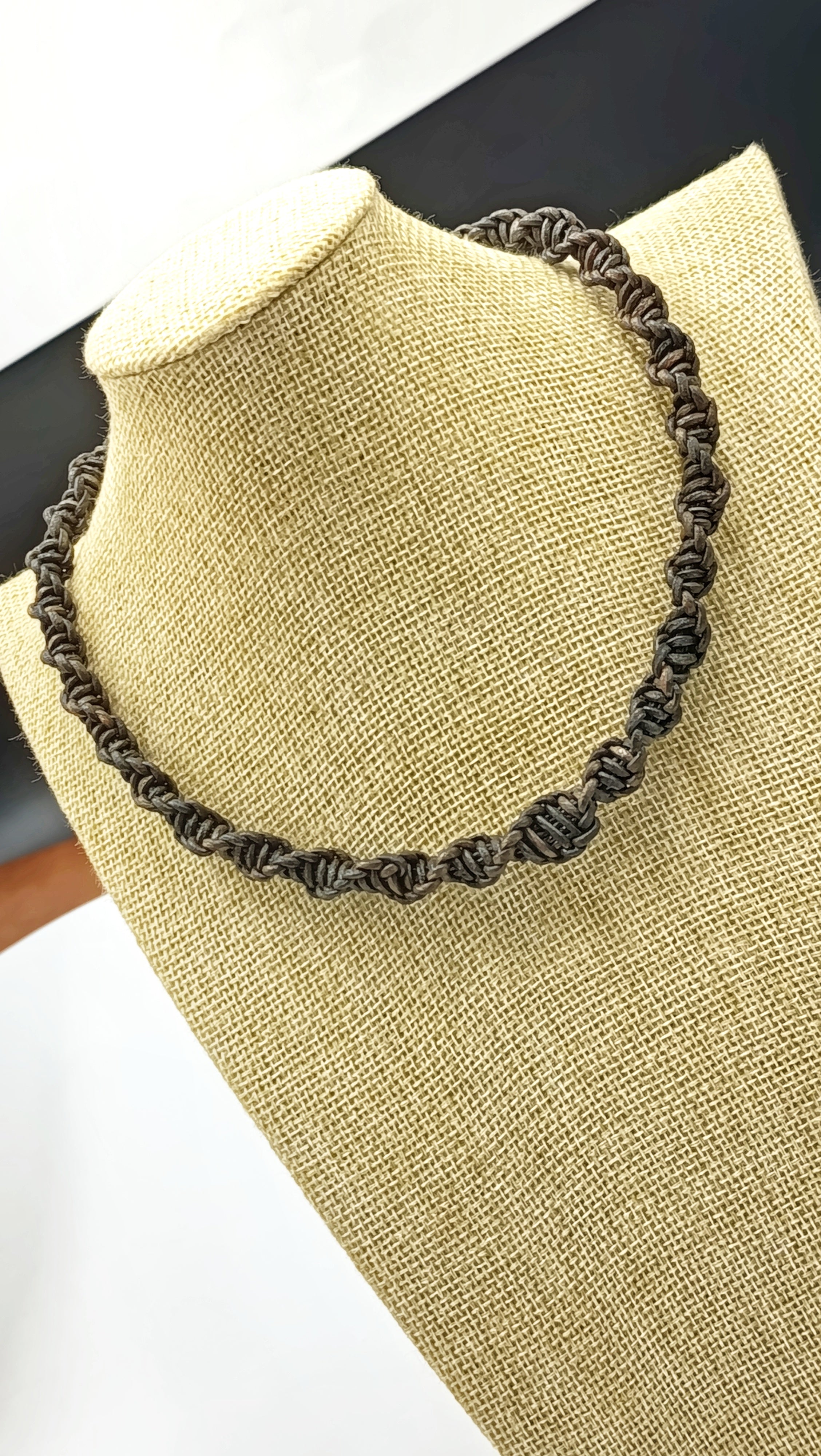 ODÍN • Collar en trenzado de cuero natural Marrón bicolor Tostado