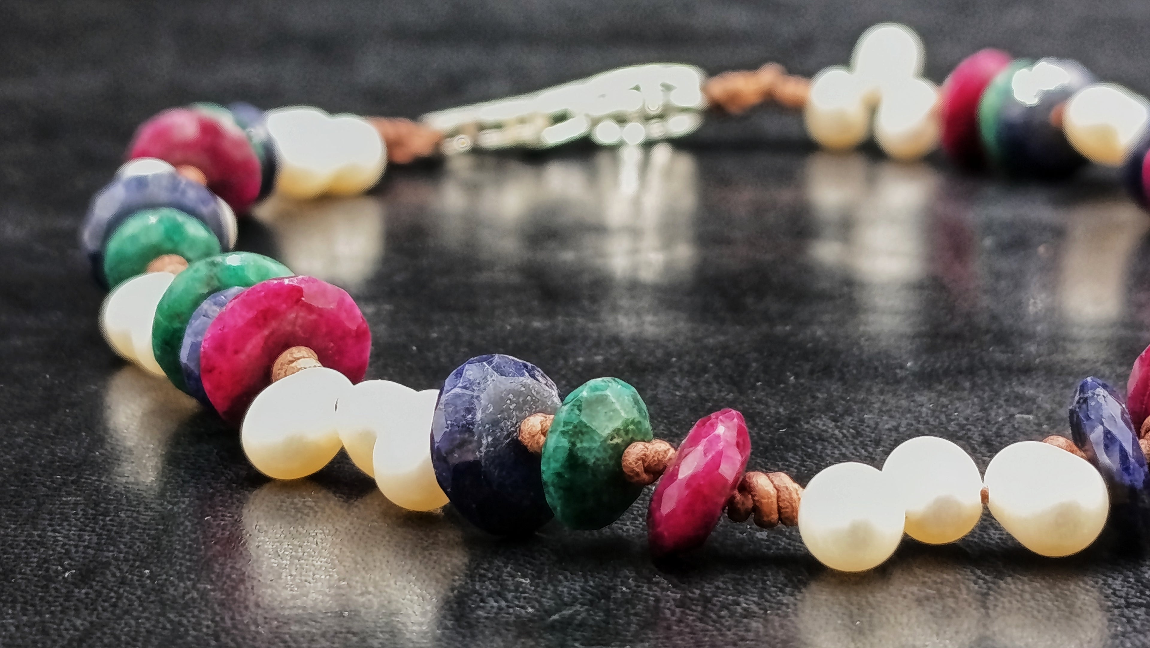 Collar TRÍADA en Perla Blanca